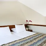 Apollonion Asterias And Hotel Paliki
